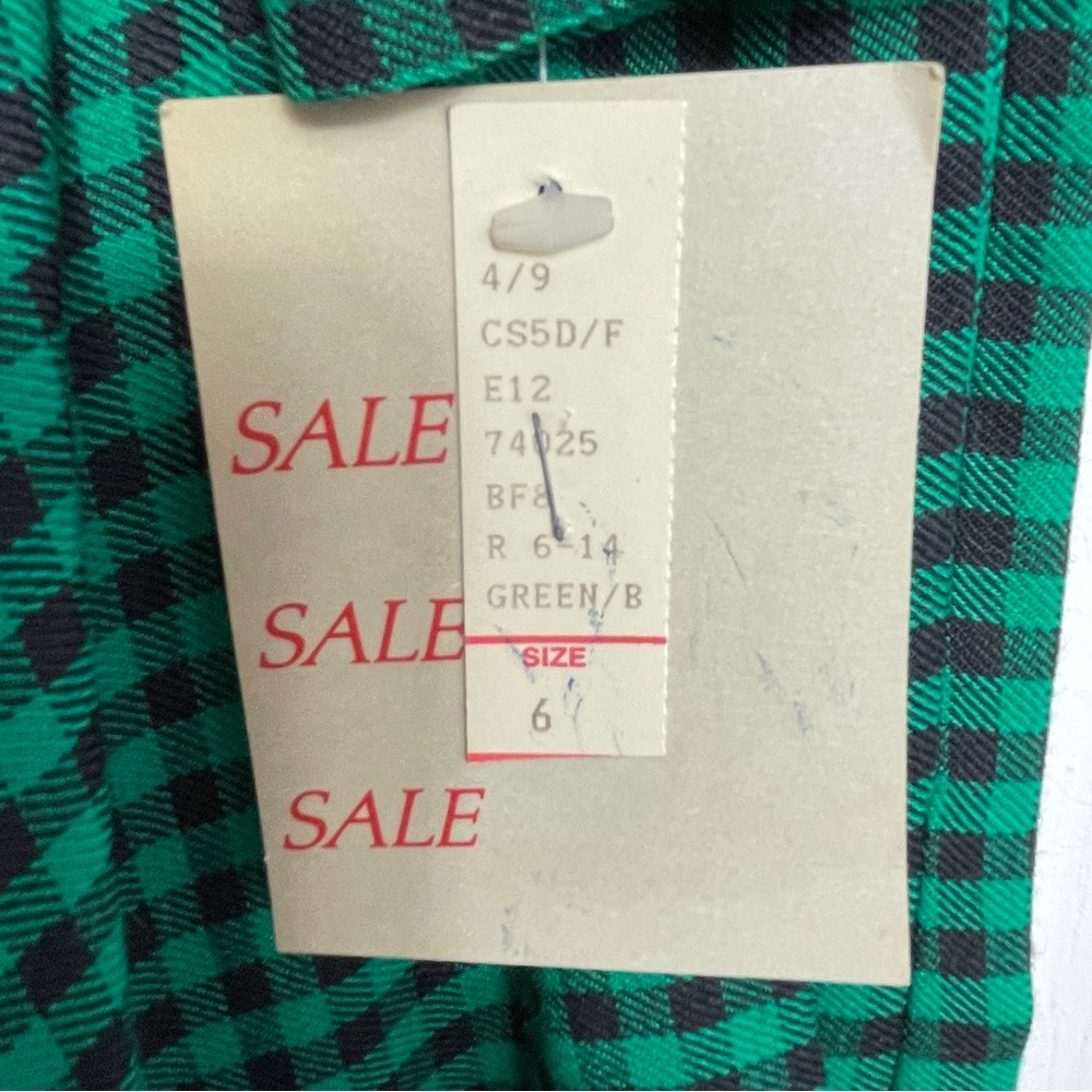 Checkered 90s Midi Dress - Picture 10 of 10